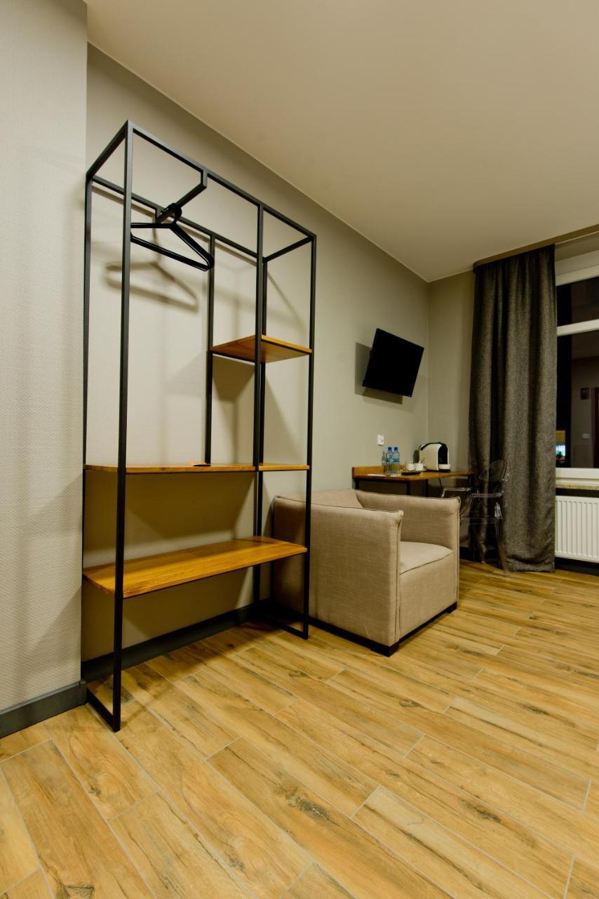 Apartsuites I Sorau Zary  Exterior photo A room at the hotel